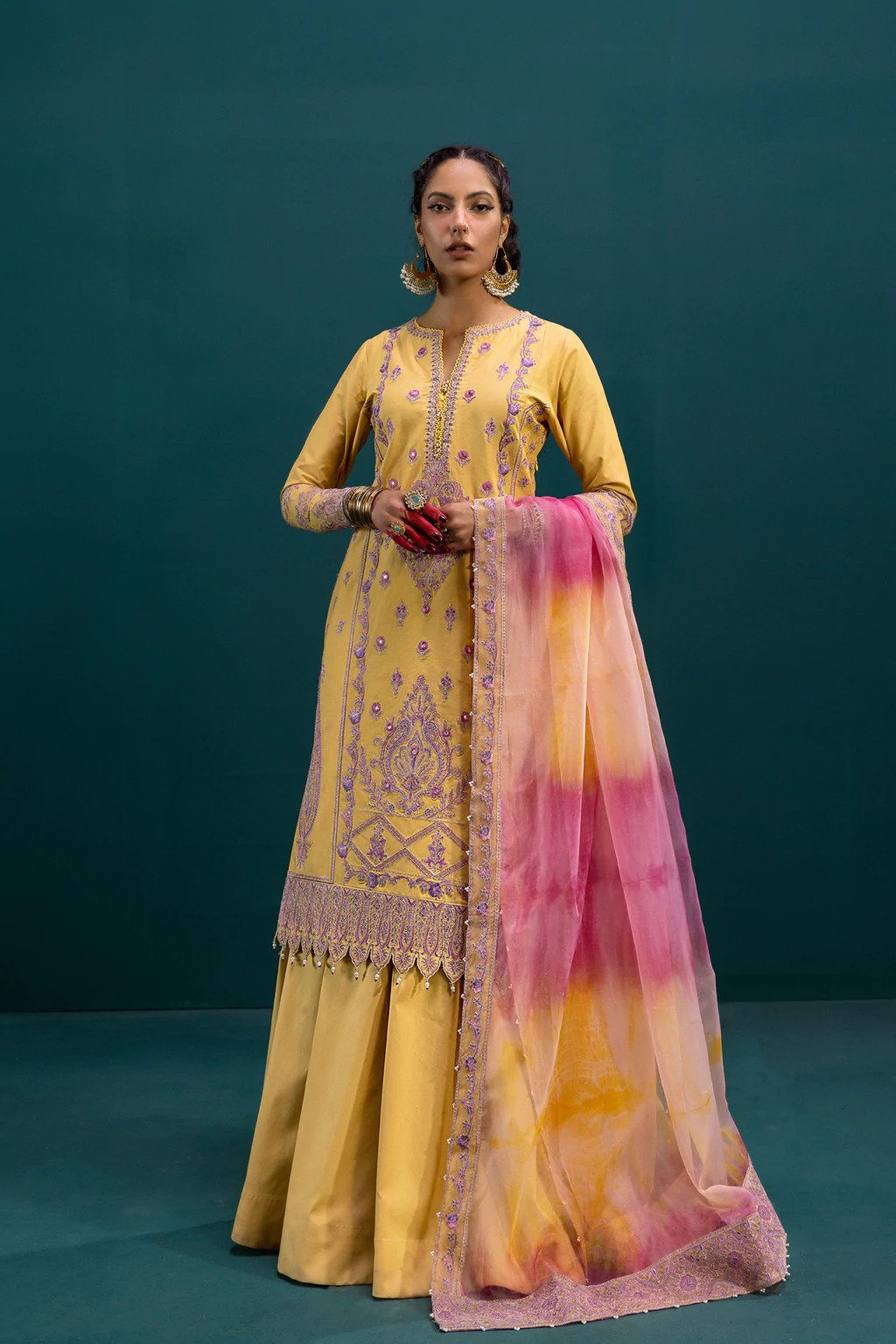 Embroidered Lawn 3Pc Suit