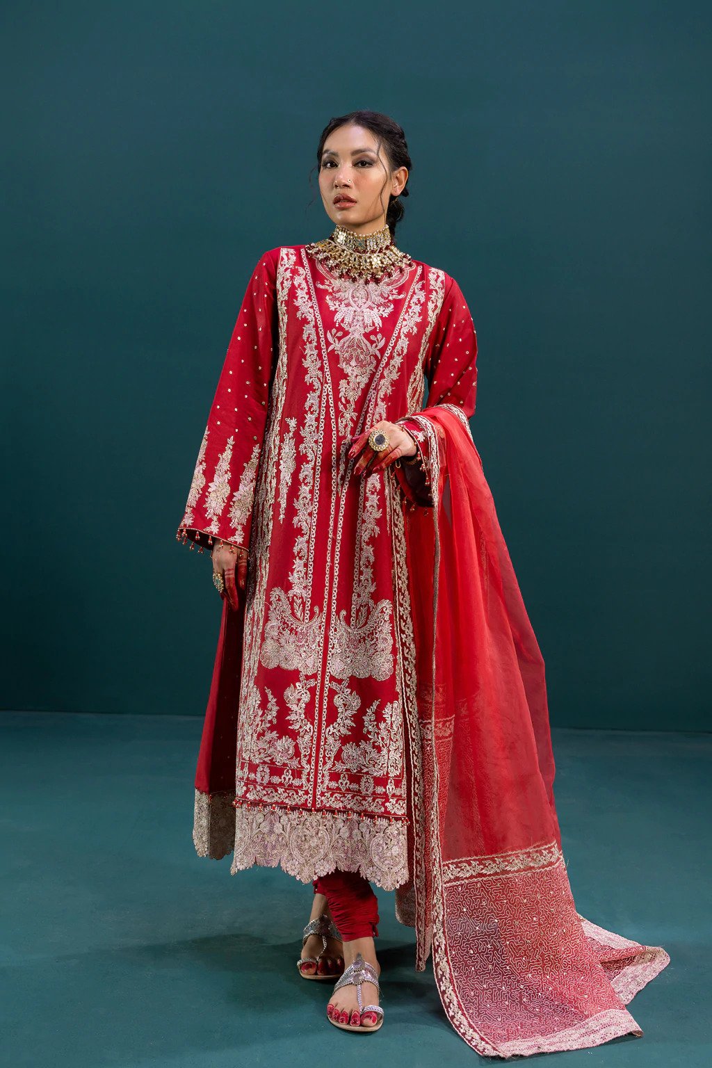 Embroidered Lawn Suit 3Pc