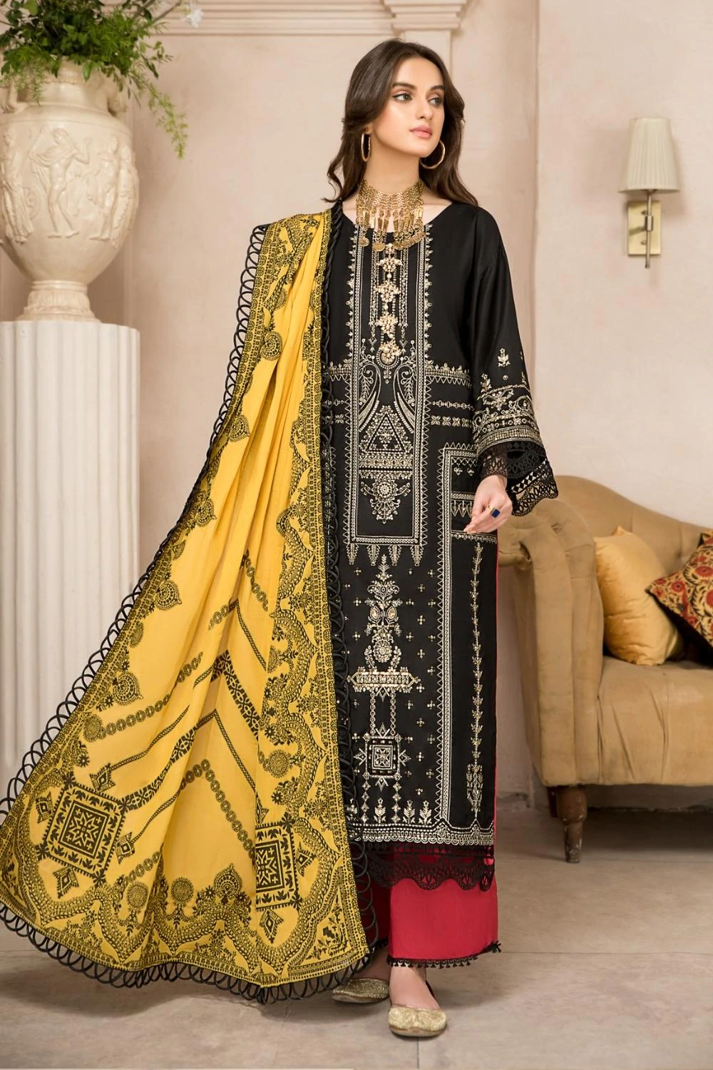 Lawn Embroidered Cambric 3 pc suit