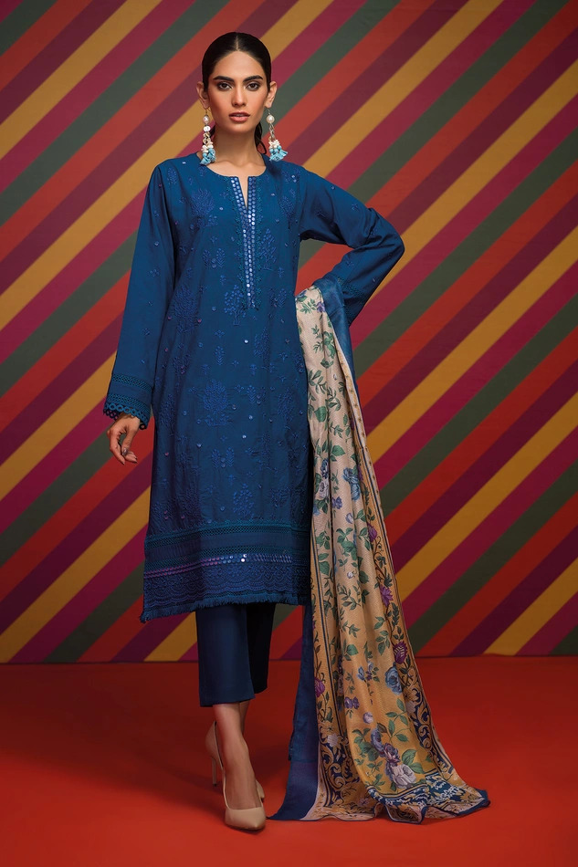 Printed Embroidered Cambric suit 3pc