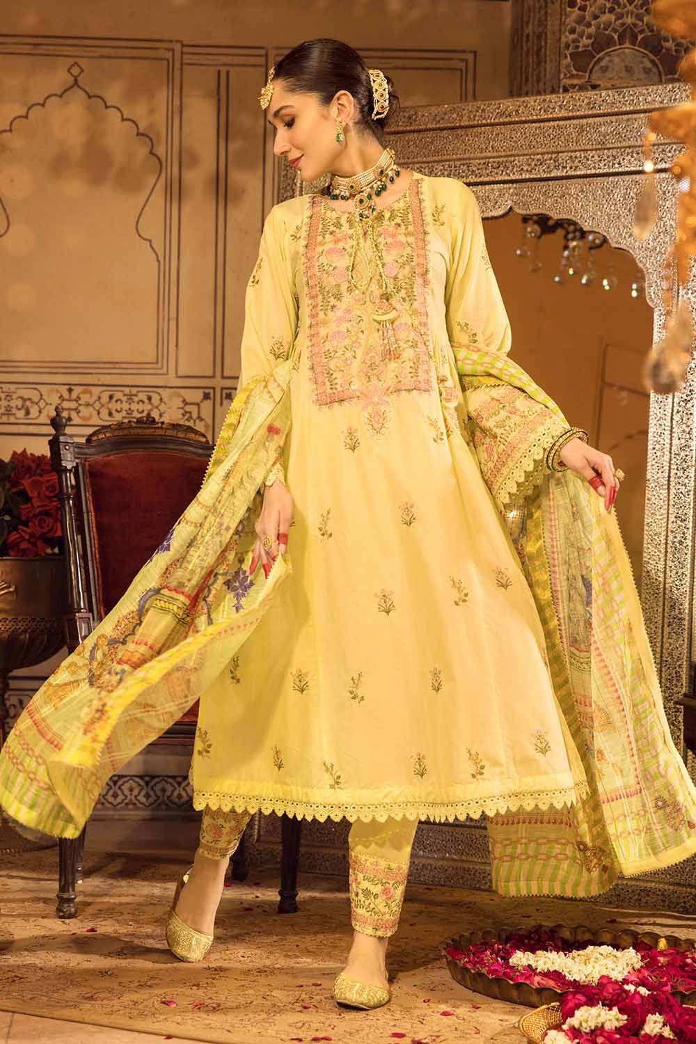 3PC Embroidered Lawn Unstitched Suit
